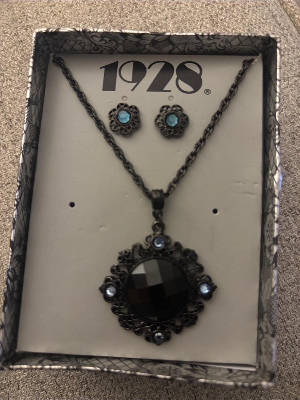1928 Hematite Black Pendant Necklace with Blue Accents and Earrings